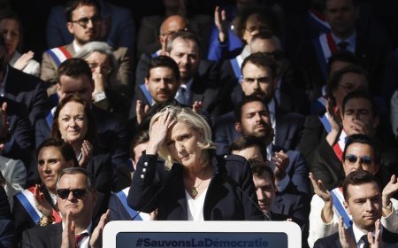 Marine Le Pen se compara a Martin Luther King em um comício após a condenação por corrupção.