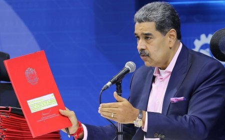 Maduro acusa os EUA e María Corina Machado de orquestrar suposta fraude eleitoral no Equador.