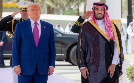 Trump se encontra com o presidente sírio, Ahmed al-Shara, após anunciar o levantamento das sanções