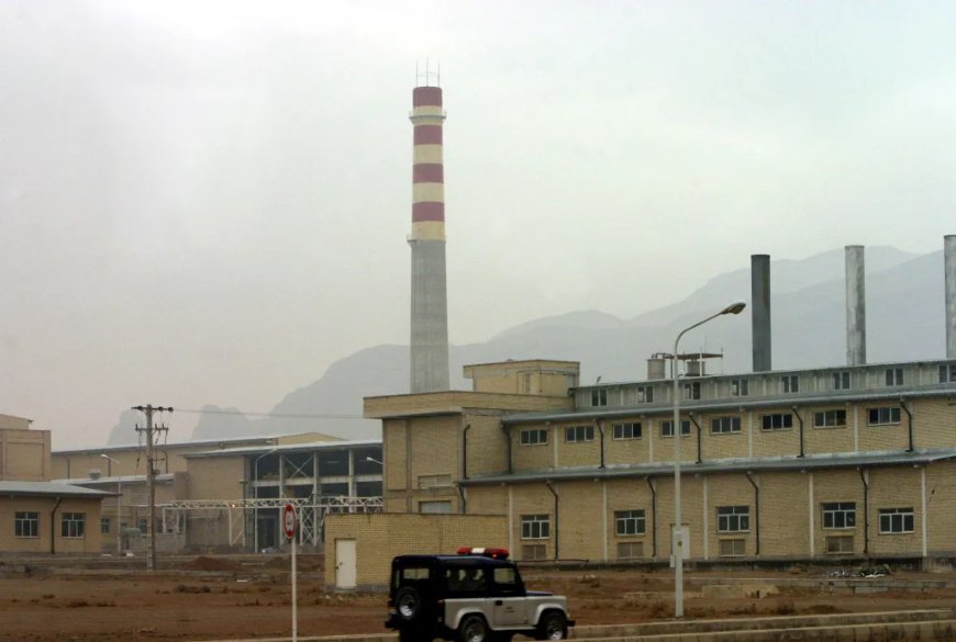 EE. UU. lanza ataques masivos contra las instalaciones nucleares iraníes en Fordow, Natanz e Isfahán