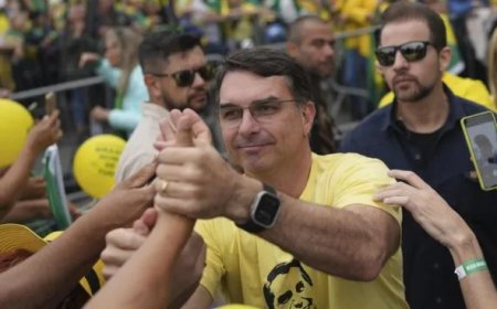 Flávio Bolsonaro challenges Daniel Vorcaro to testify before the Banco Master Parliamentary Inquiry Commission and issues a challenge: “I want him sitting on that commission to talk about his relationship with Lula and Moraes”