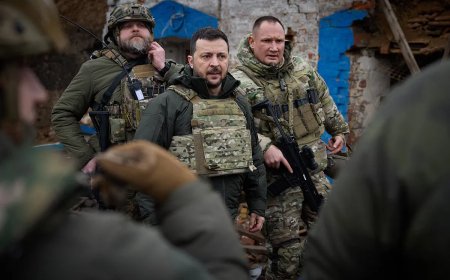 Ukraine Destroys Key Russian Command Center in Kherson, Eliminates 100 FSB Elite Troops, Zelenskyy Confirms