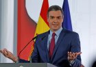 Sánchez’s government approves two decrees extending rental contracts, halting evictions until 2030, and restricting home purchases by investment funds.
