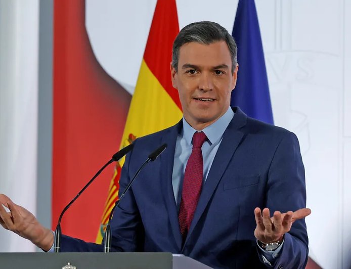 El Gobierno de Sánchez aprueba dos decretos que prorrogan alquileres, frenan desahucios hasta 2030 y restringen la compra de vivienda a fondos